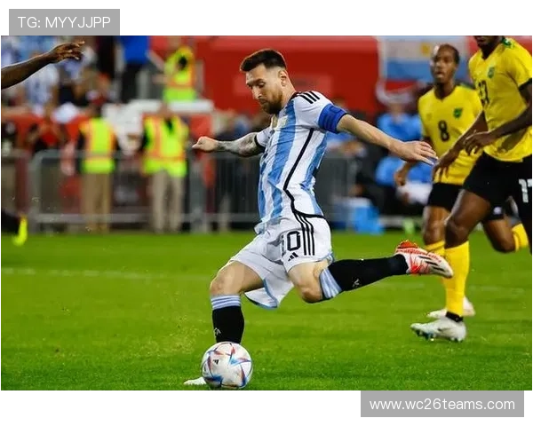 梅西在世界杯中的精彩表现与战术分析，带你深入了解足球大师的技战术水平
